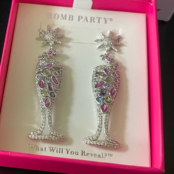 BP Cheers to the New Year Statement Earrings - Picture 2 of 7